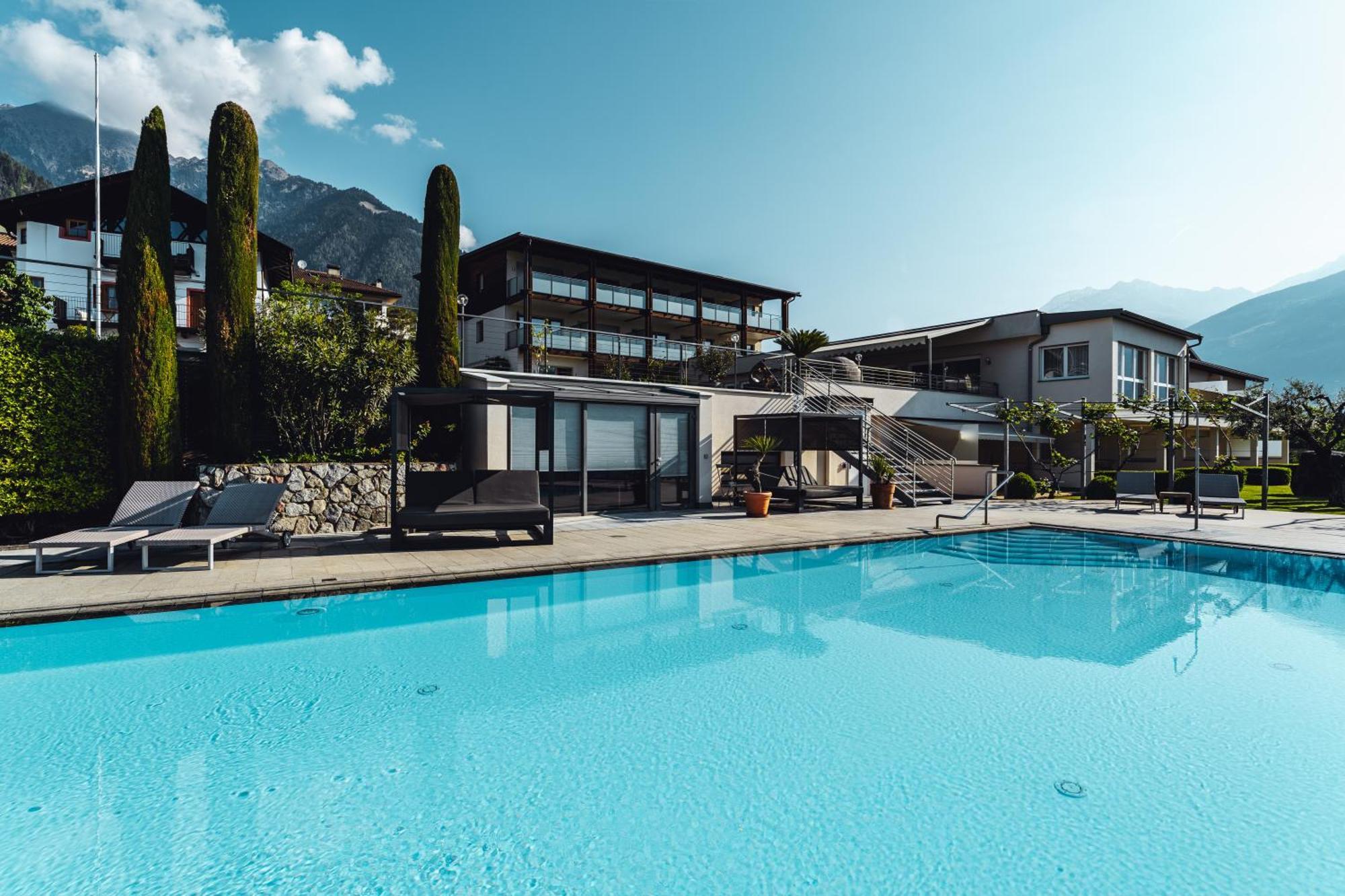 Appartement-hotel Beatenhof 3*